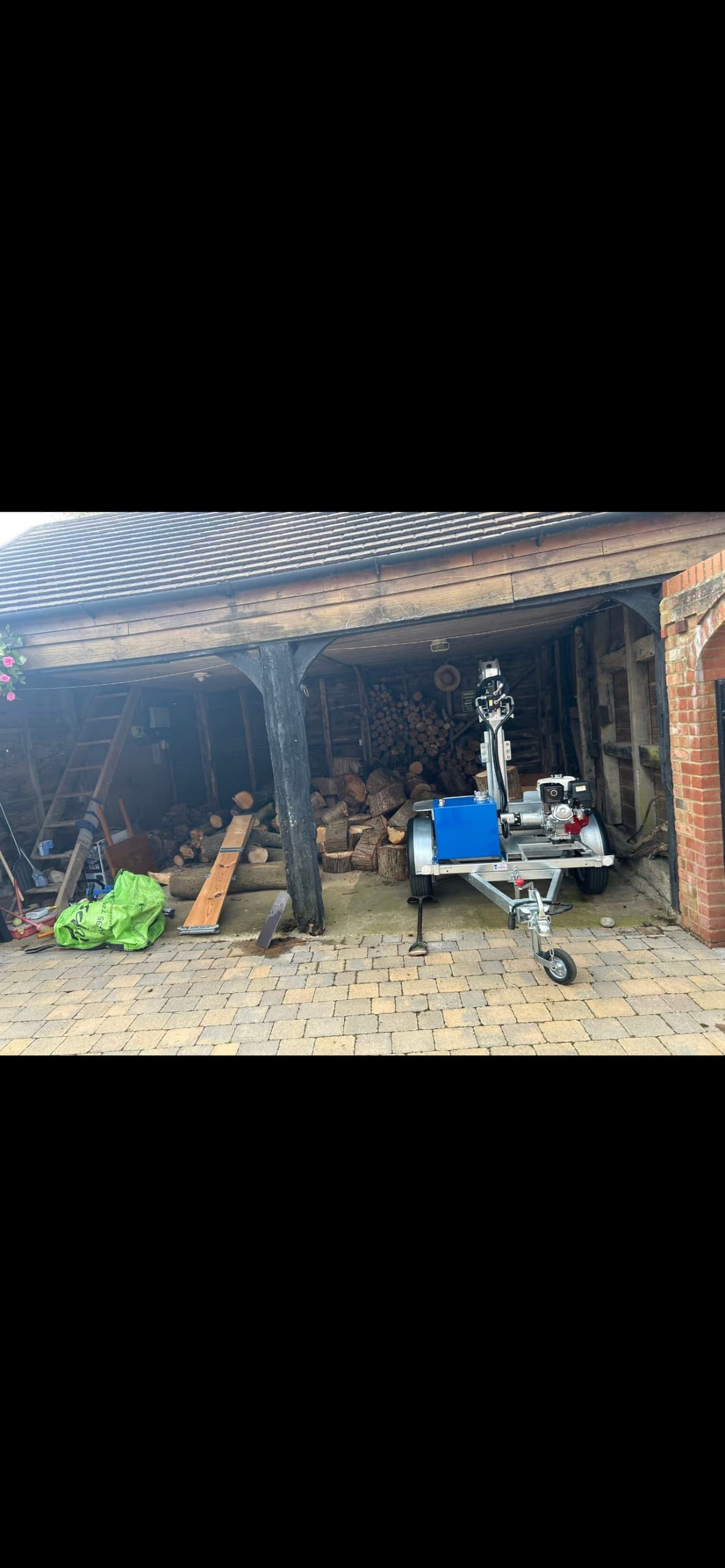 Mobile Log / Firewood Splitting & Wood Processing